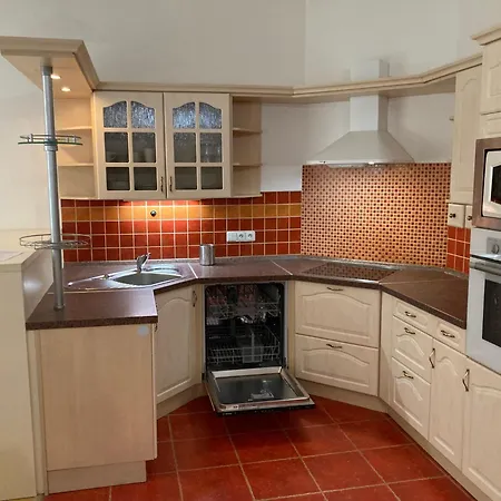 With Two Bedrooms Praga